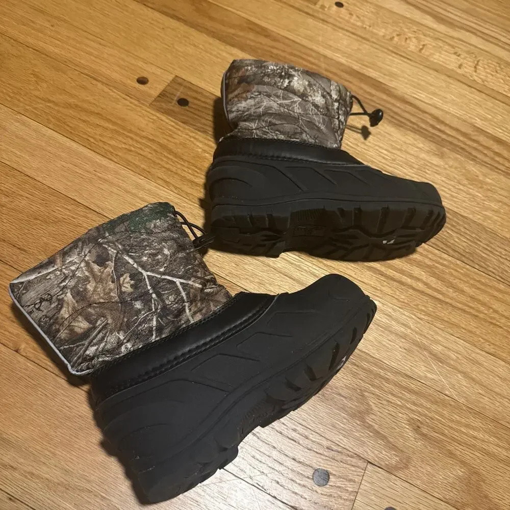 Itasca Kids Snow Boots Size 13 Camo Insulated Waterproof Winter EUC